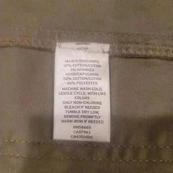 Caslon Camouflage Utility Jacket Snap Closure Size SMALL Pockets Cinch Waist. - Picture 10 of 12